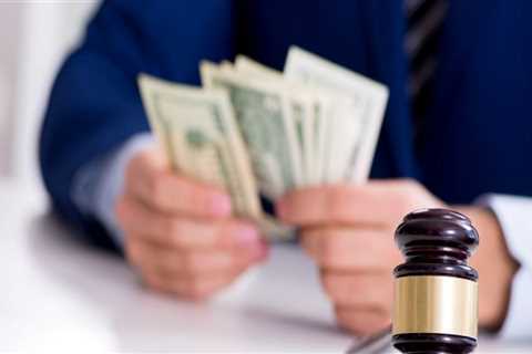 Do personal injury lawyers make a lot of money?