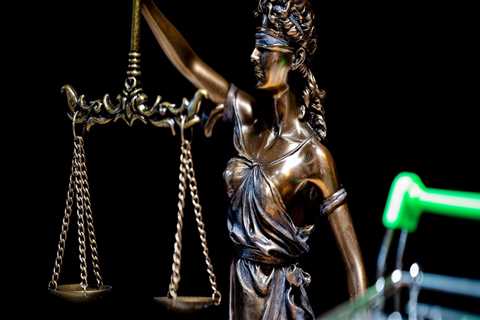 Navigating Personal Injury Claims with Long Island Experts